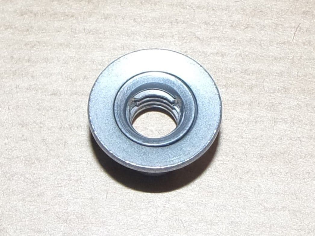 Mutter - M6X100 från Autofrance