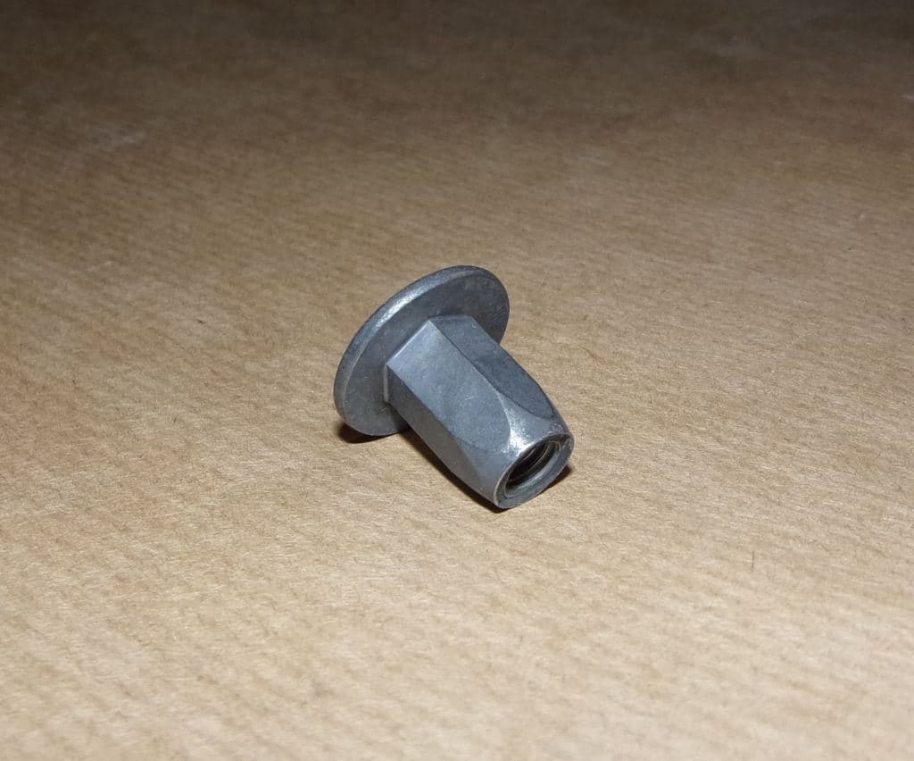 Mutter - M6X100 från Autofrance - bild 2