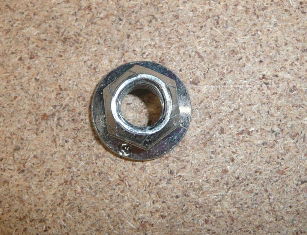 Mutter från Autofrance - bild 2