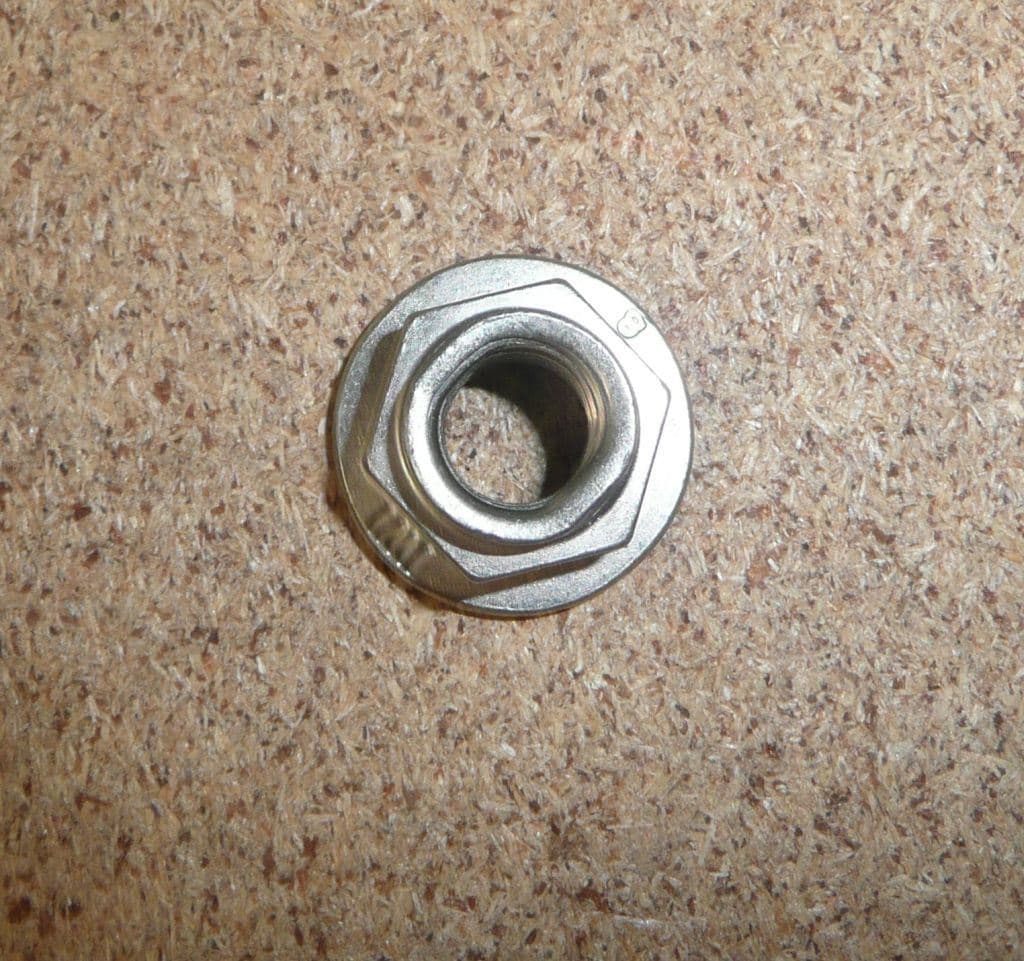 Mutter från Autofrance - bild 2