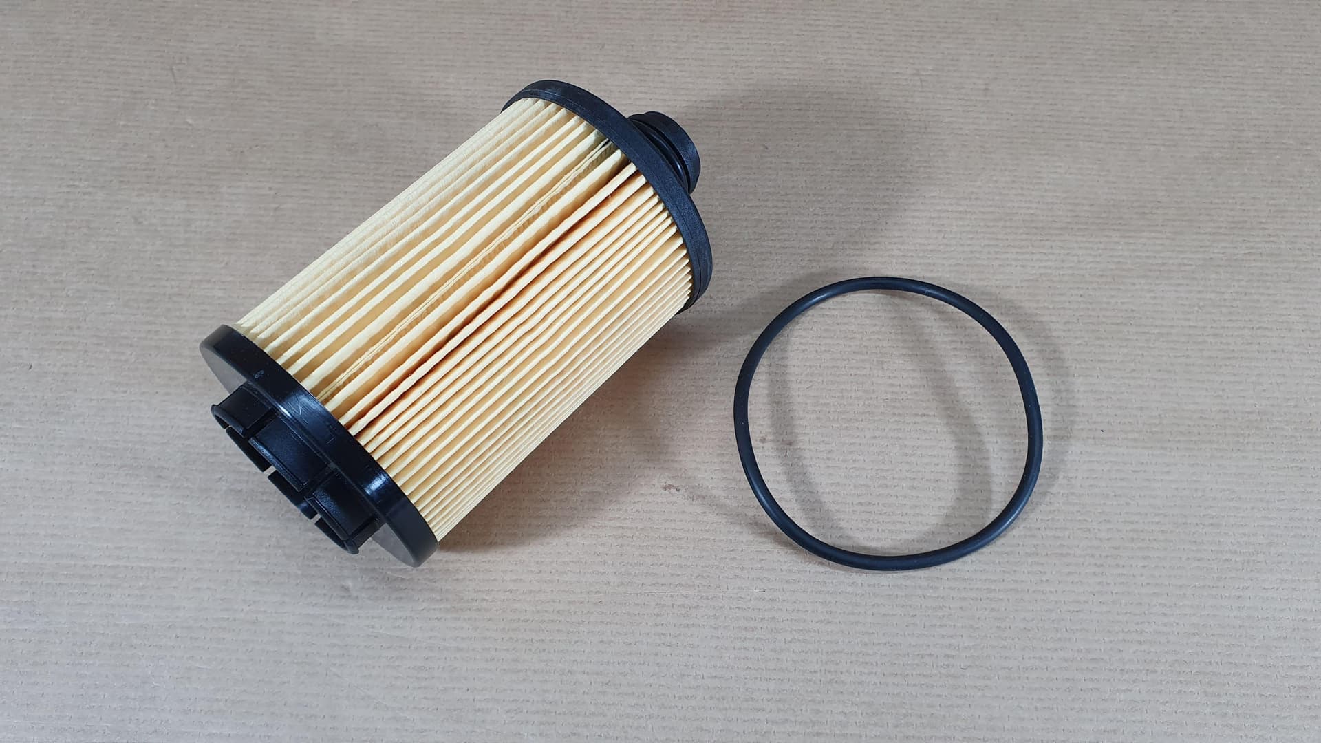 Oljefilter - Opel Antara 2.2 från Autofrance - bild 2