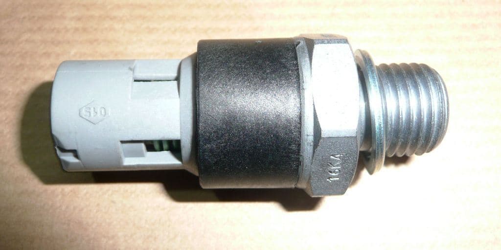 Oljetryckgivare - Dacia Duster 1.5DCI från Autofrance - bild 3