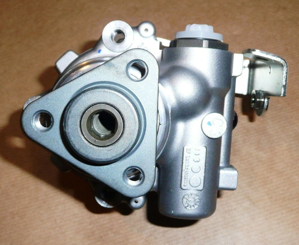Servostyrningspump - Peugeot 407 2.7HDI från Autofrance - bild 2
