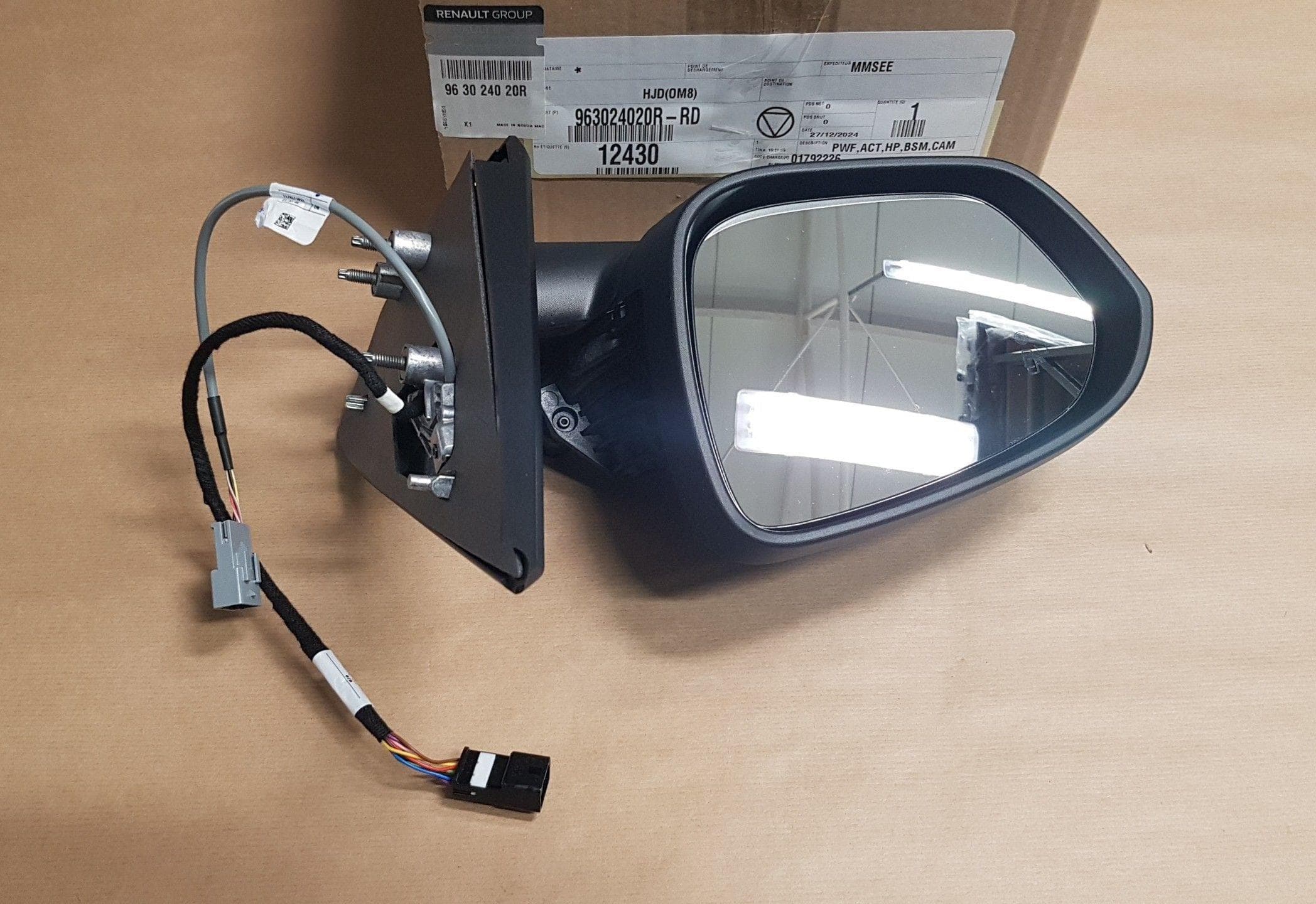 Sidospegel - Dacia Duster II vänster från Autofrance