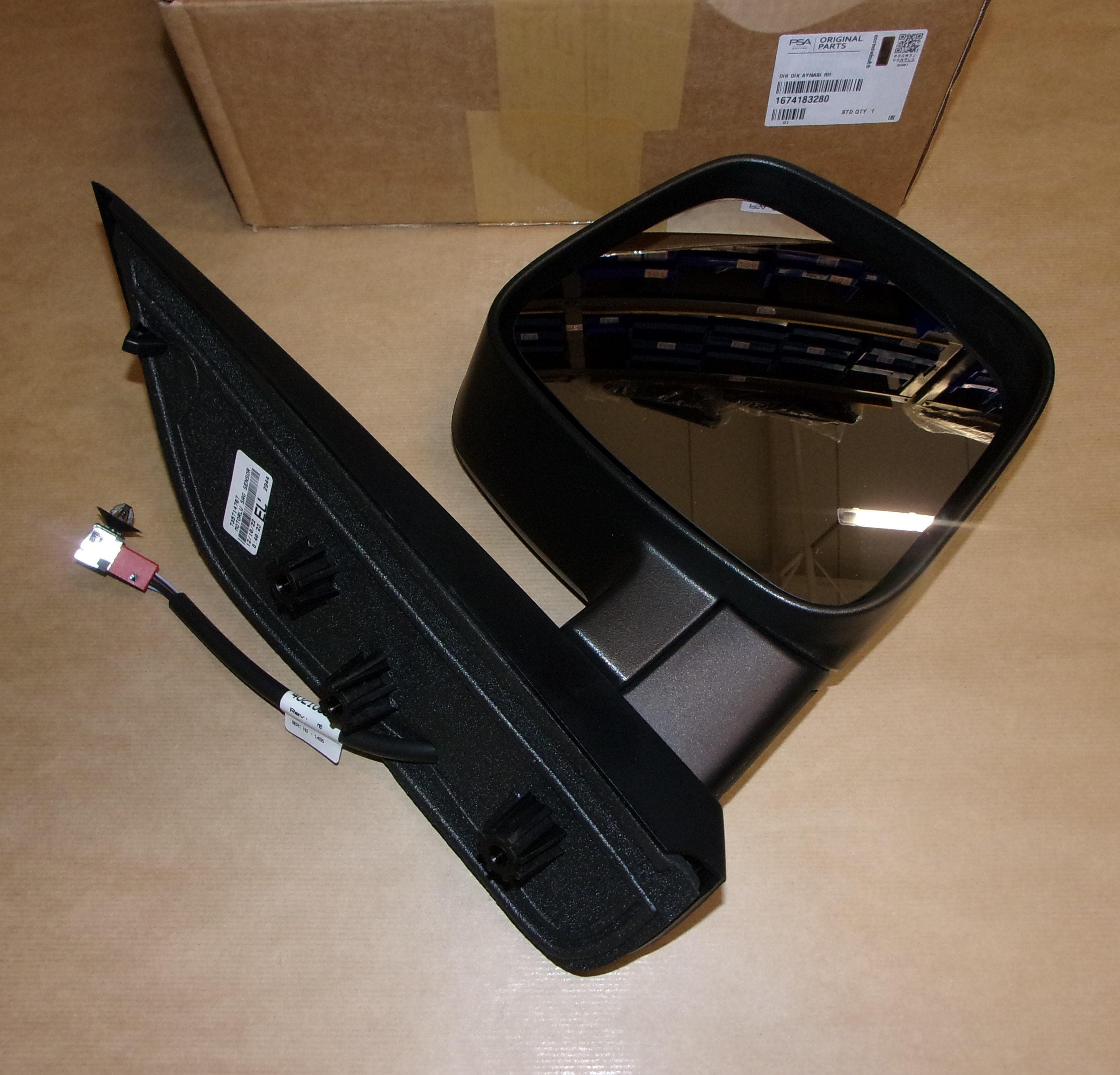 Sidospegel - Peugeot Bipper höger från Autofrance