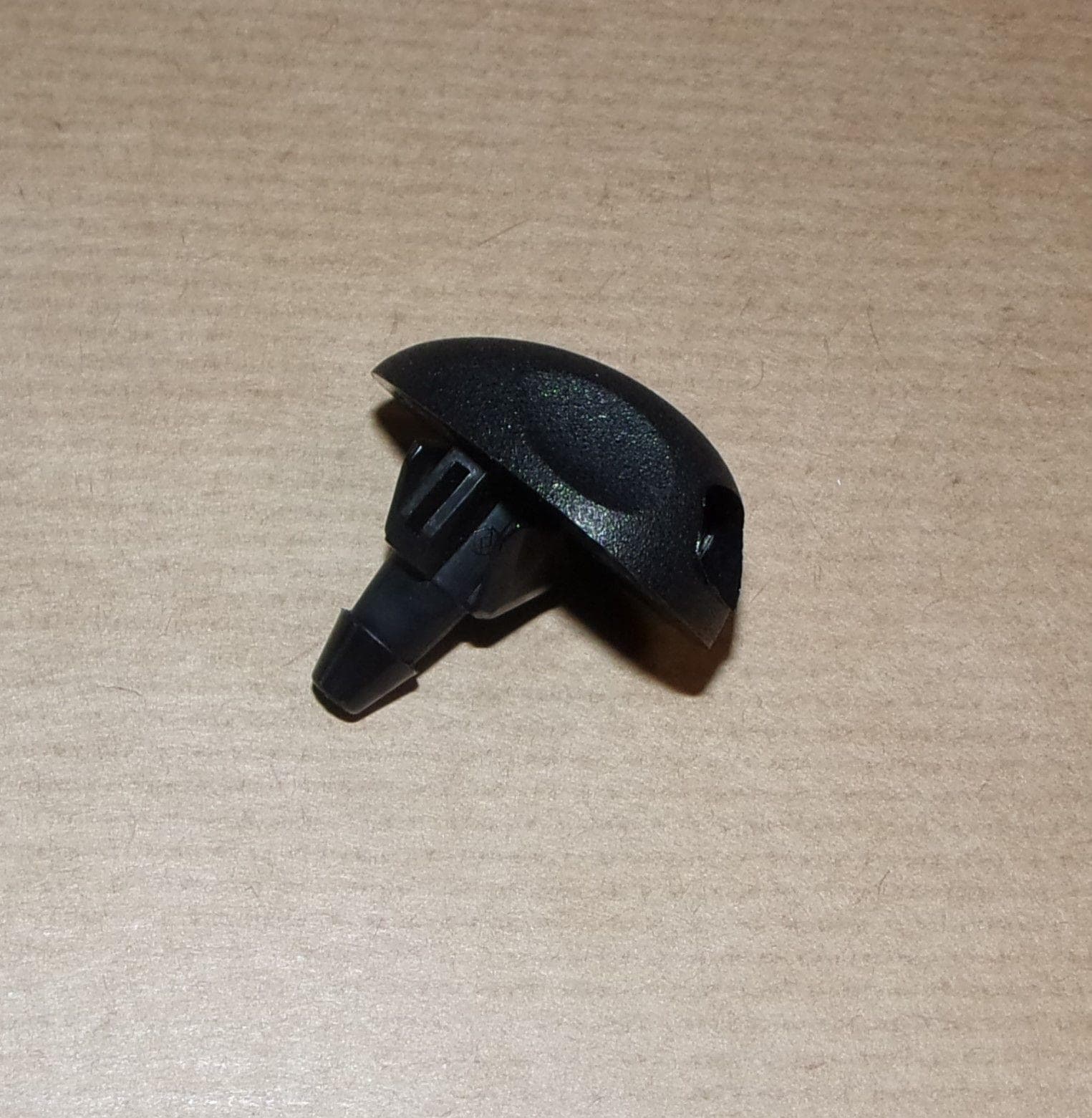 Spolarmunstycke - Dacia Duster från Autofrance - bild 2