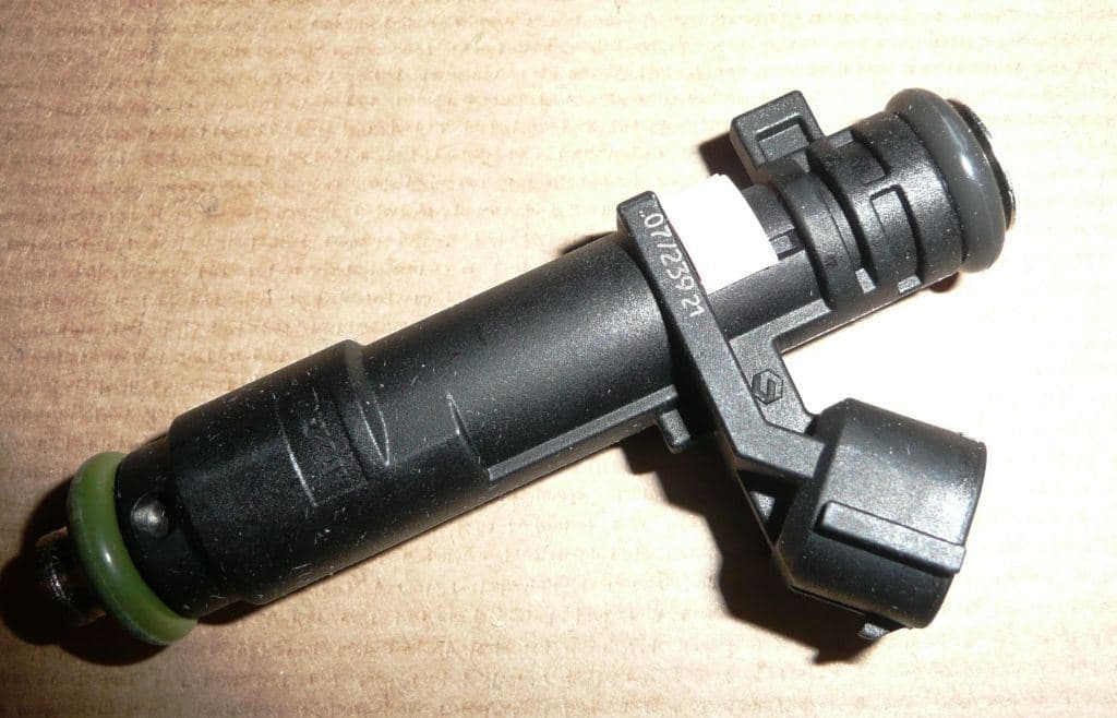 Spridare - Citroën C5 III, Peugeot 407 1.8 16V från Autofrance - bild 2