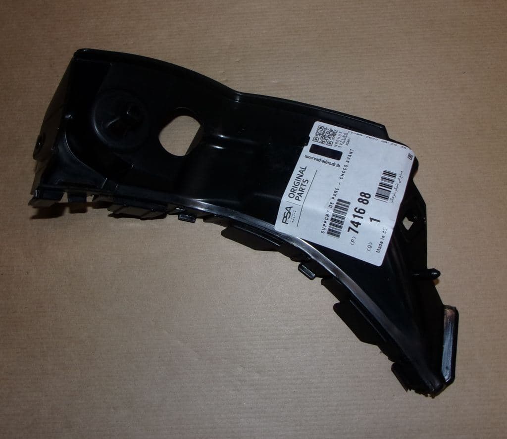 Stötfångarfäste - Citroën C1, Peugeot 107 fram, Höger från Autofrance