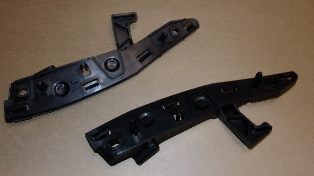 Stötfångarfäste - Citroën C3 III/Ds3, Fram från Autofrance - bild 2