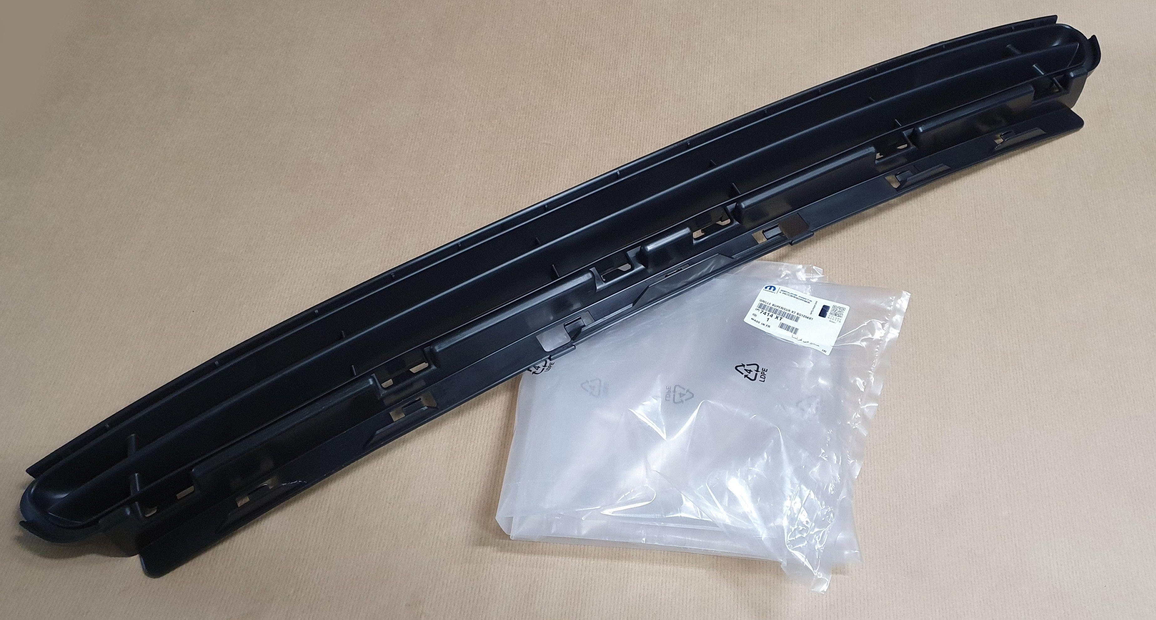 Stötfångargrill - Citroën Berlingo/C5(x7), Fram från Autofrance