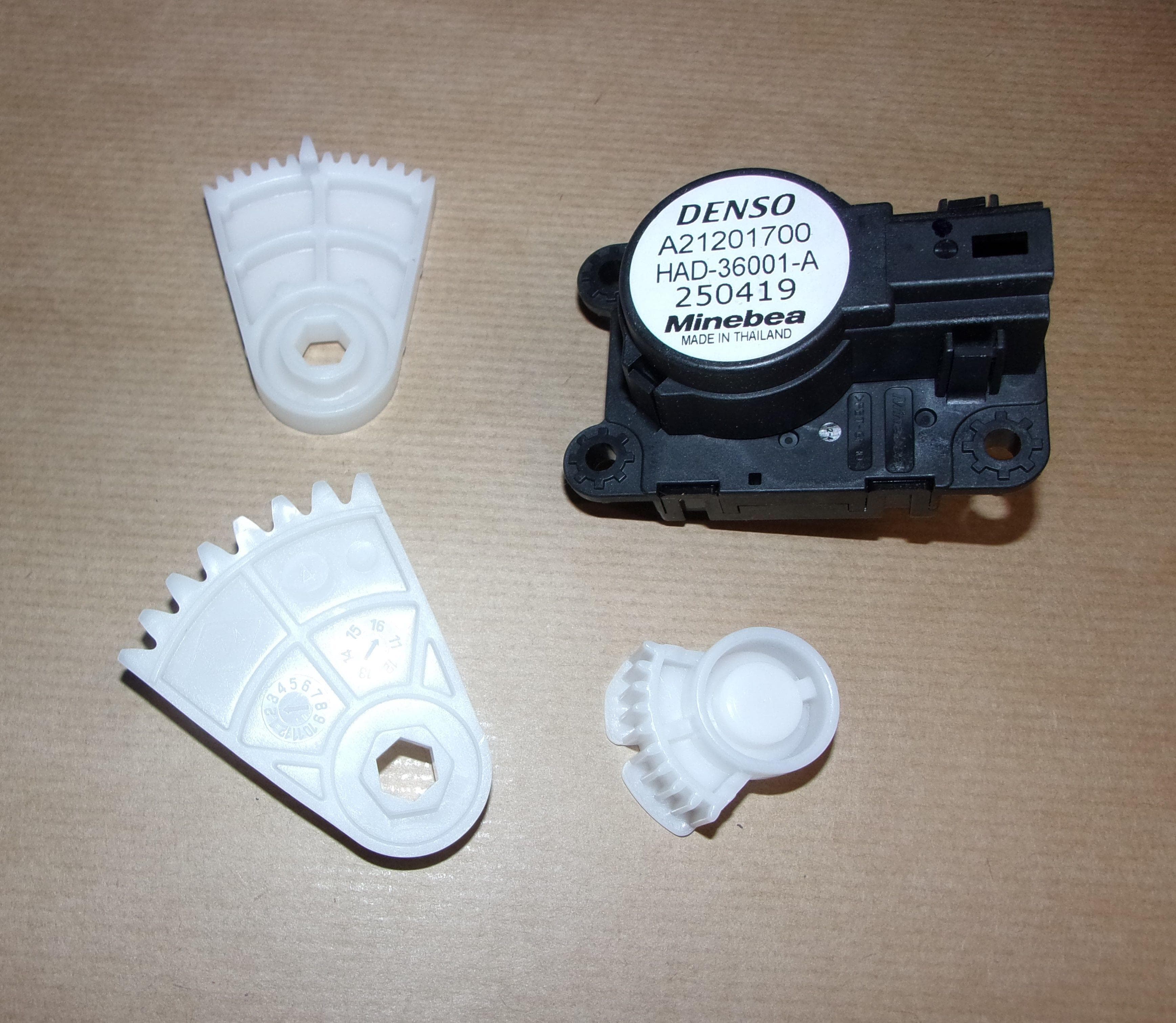 Styrenhet Ac - Renault Clio IV från Autofrance - bild 2