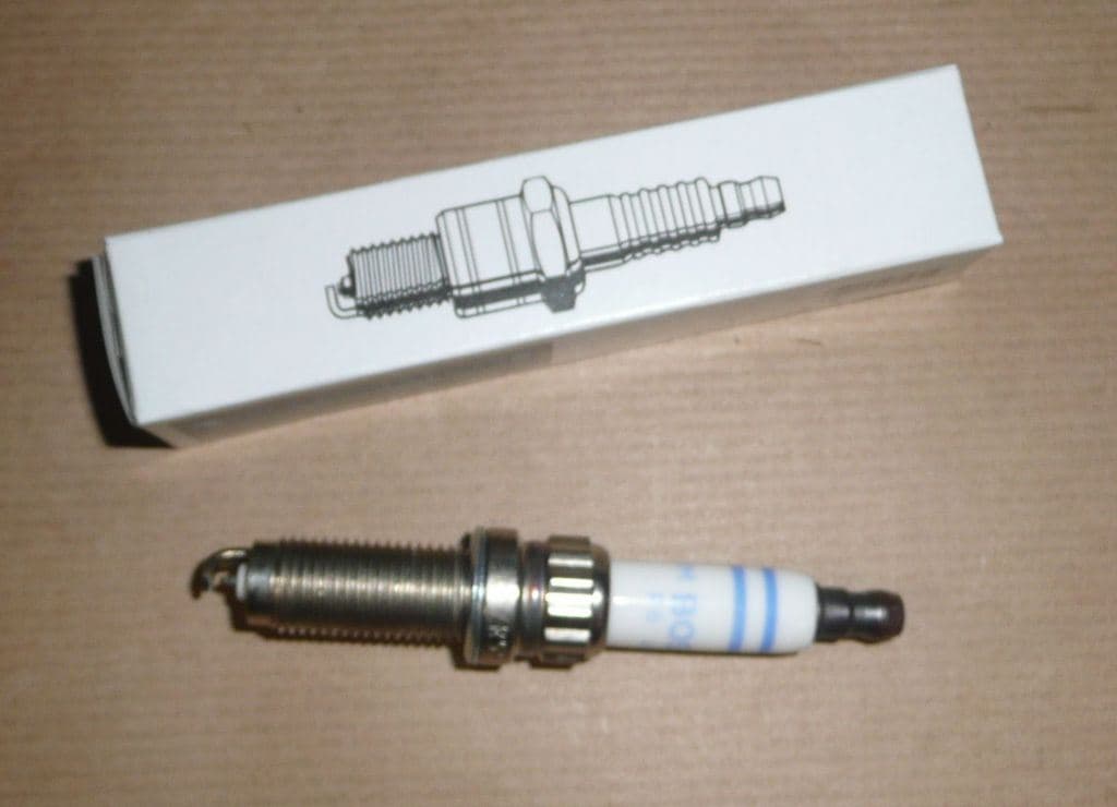 Tändstift - Citroën C4/C5(x7)/P207/208/308/508 från Autofrance - bild 2