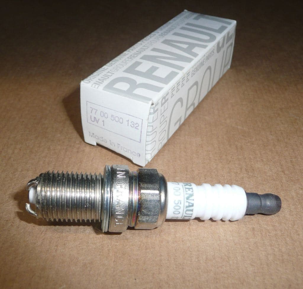 Tändstift - Renault Clio/Laguna/Megane från Autofrance