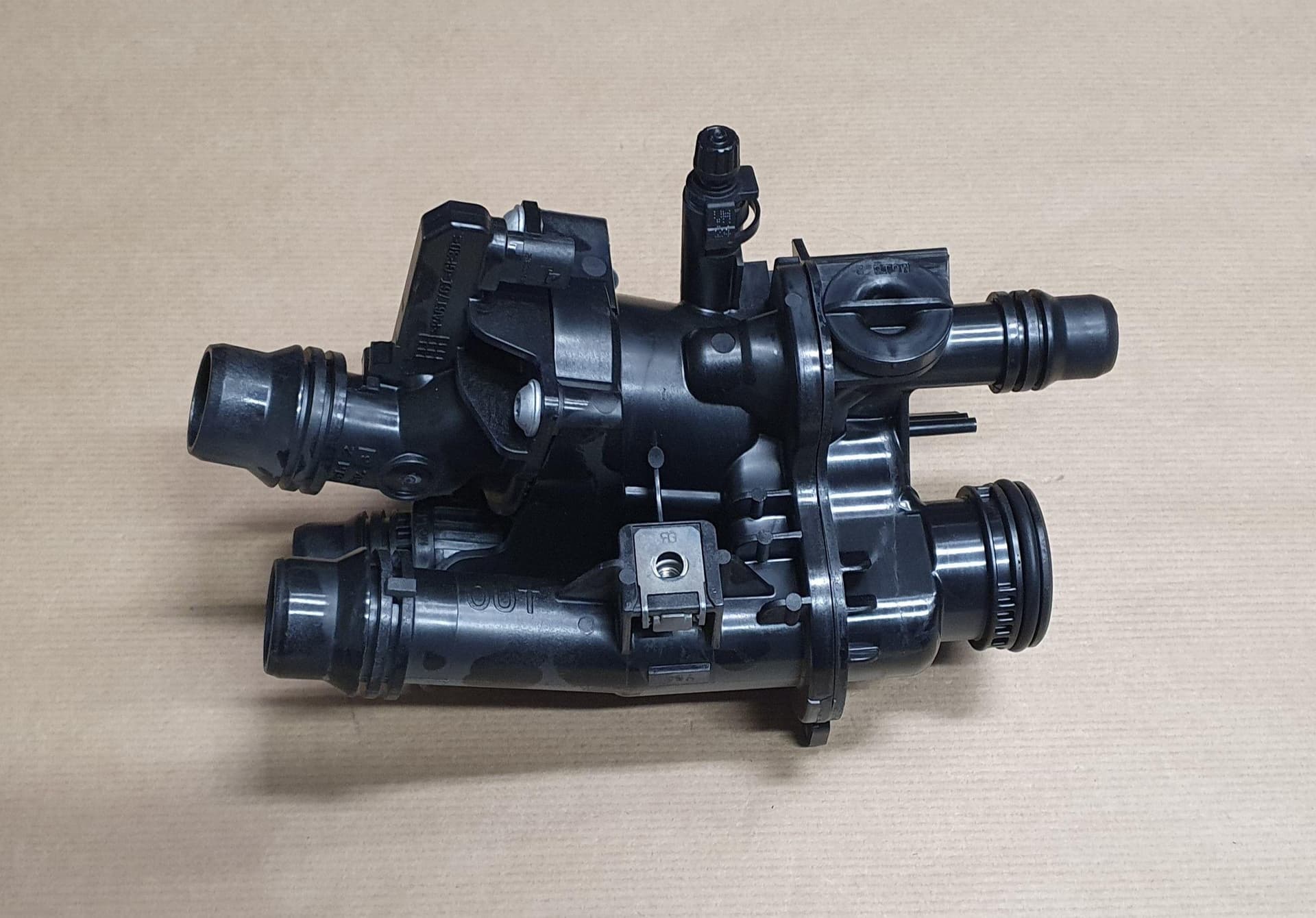 Termostathus - Citroën C3 IV, Peugeot 208 1.2THP från Autofrance - bild 4