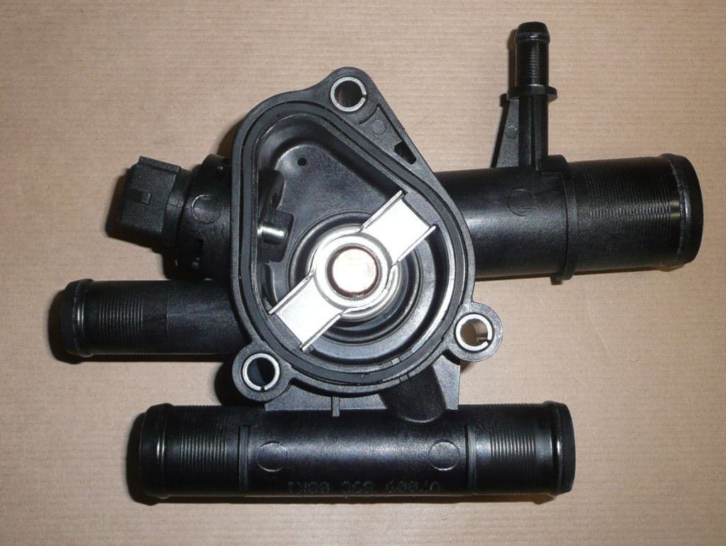 Termostathus - Renault Clio 2 1.9D 89 St från Autofrance - bild 2