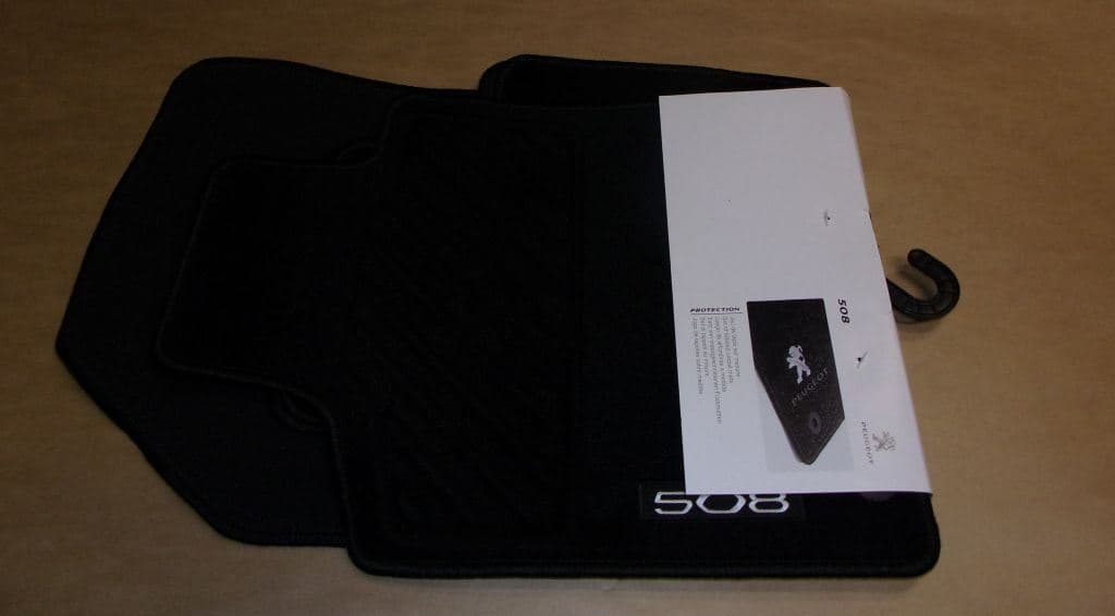 Textilmattor - Peugeot 508 II från Autofrance