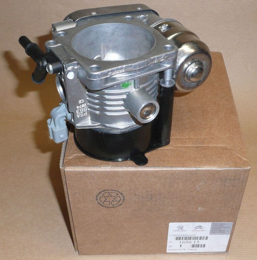 Trottelhus - Citroën C8/P407/607 2.2 från Autofrance