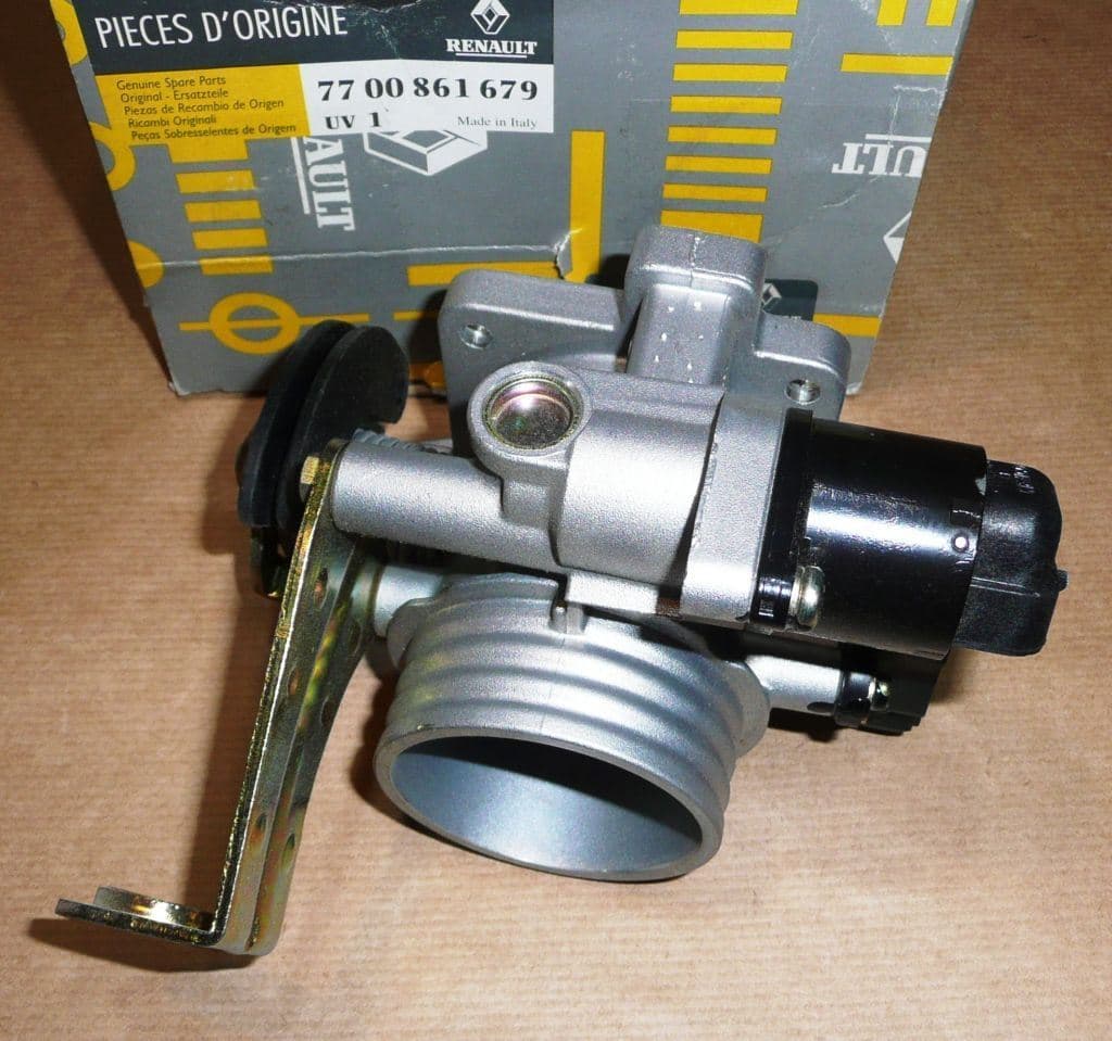 Trottelhus - Renault Megane I 1.6 8V från Autofrance