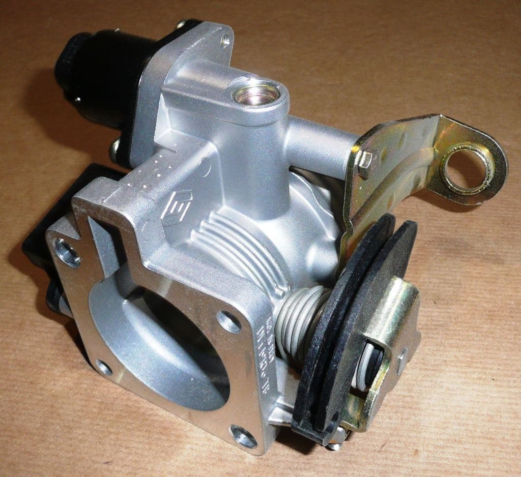 Trottelhus - Renault Megane I 1.6 8V från Autofrance - bild 2