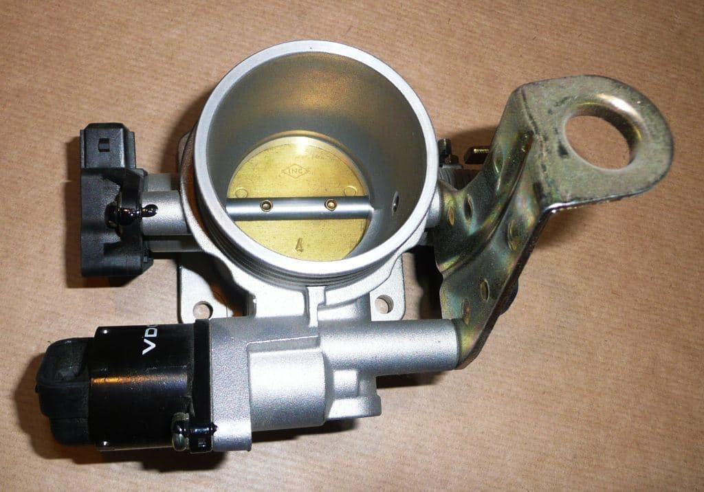 Trottelhus - Renault Megane I 1.6 8V från Autofrance - bild 4