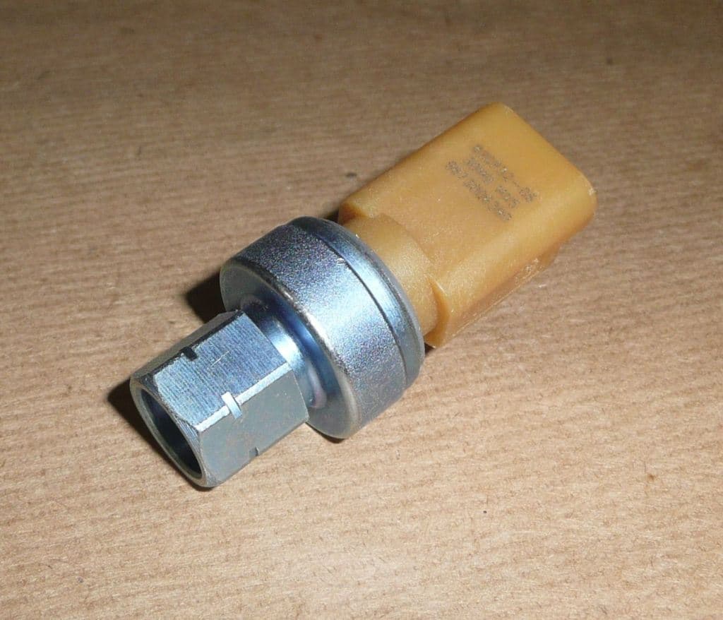 Tryckgivare Ac - Citroën C2/C5/C8, Peugeot 207/307 från Autofrance - bild 2