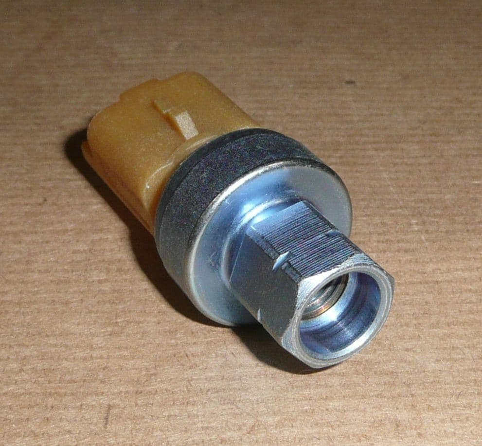 Tryckgivare Ac - Citroën C2/C5/C8, Peugeot 207/307 från Autofrance - bild 4