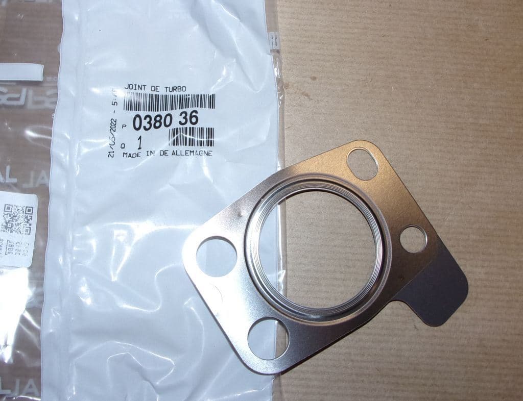 Turbopackning - Peugeot 5008 1.6DHI från Autofrance
