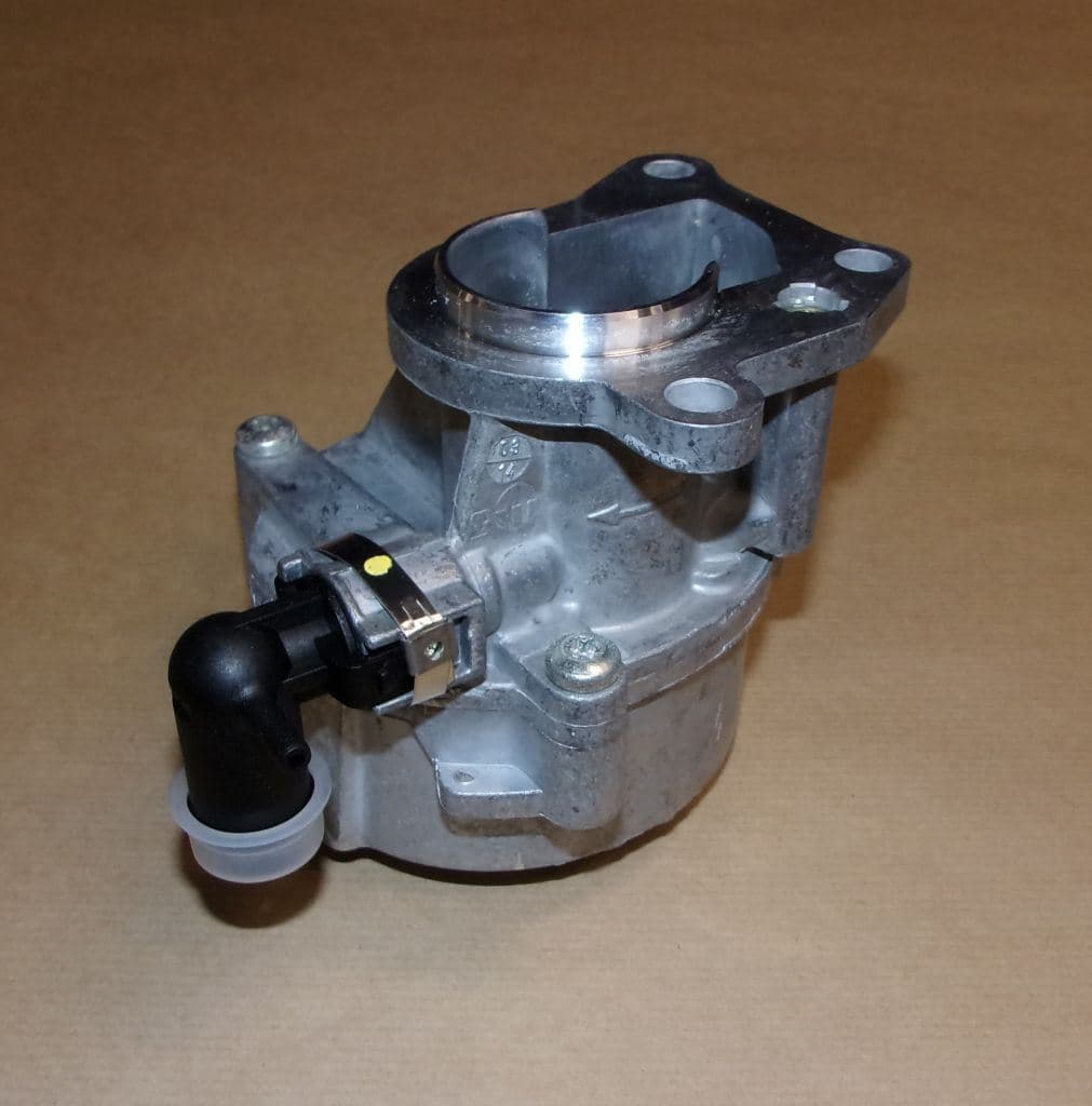Vakuumpump - Renault Clio II/Trafic II 1.9DCI från Autofrance - bild 2