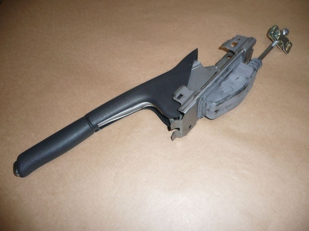 Vänster - REK Broms RECZ R CLIO II från Autofrance - bild 3