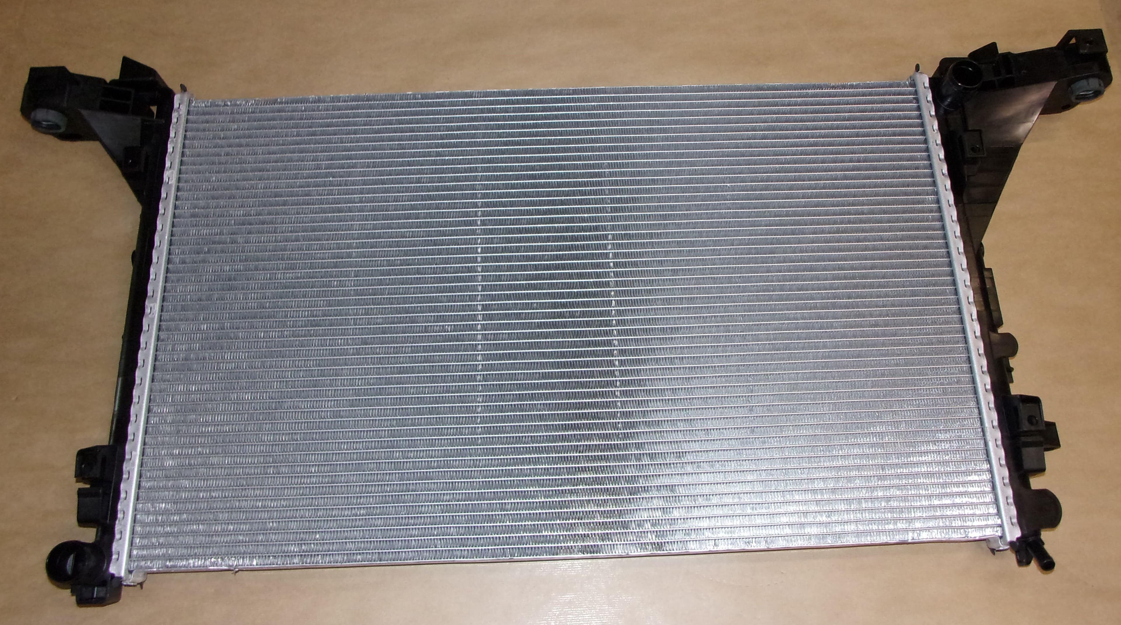 Vattenkylare - Renault Master III 2.3 Dci från Autofrance