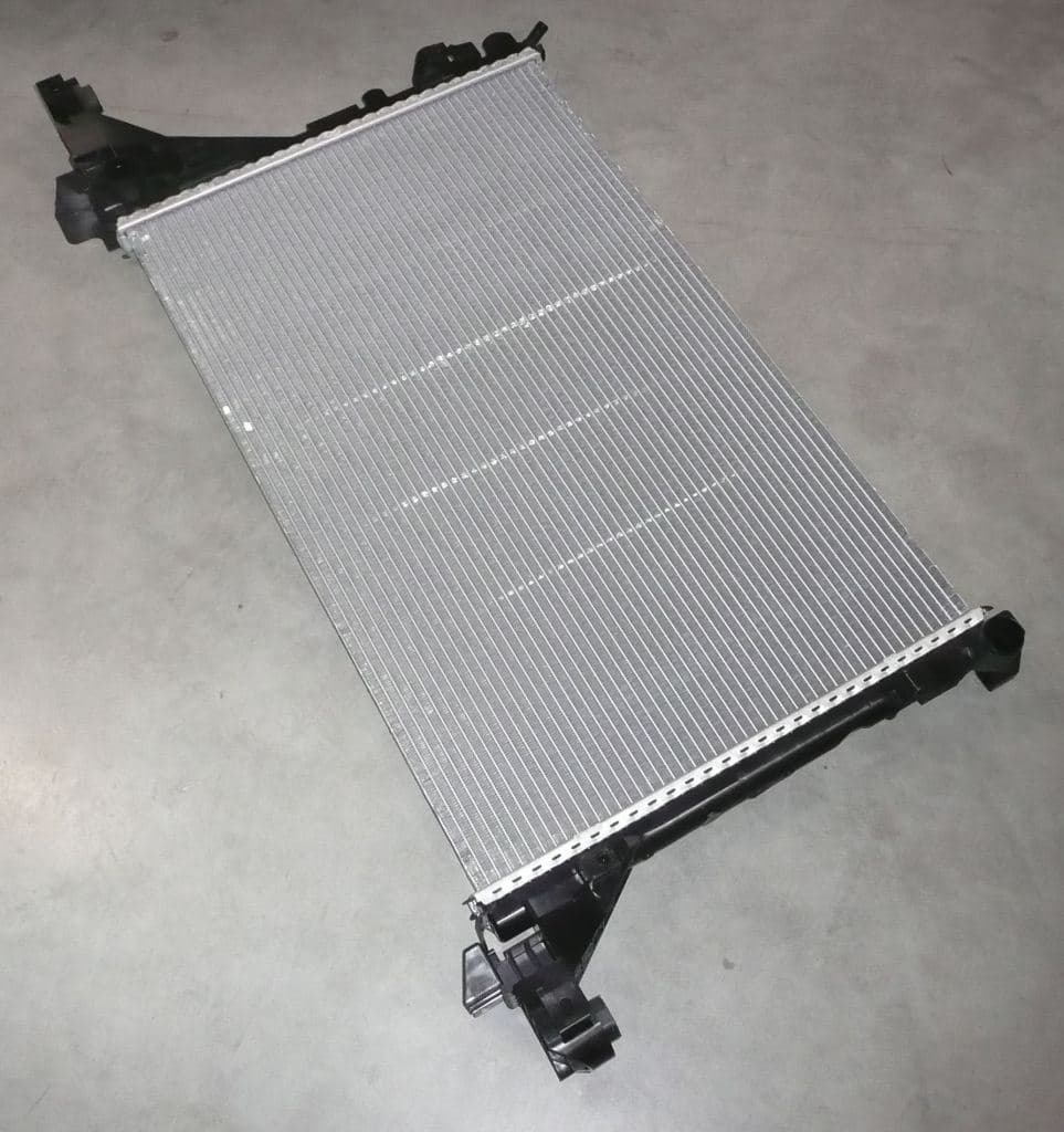 Vattenkylare - Renault Master III från Autofrance - bild 3