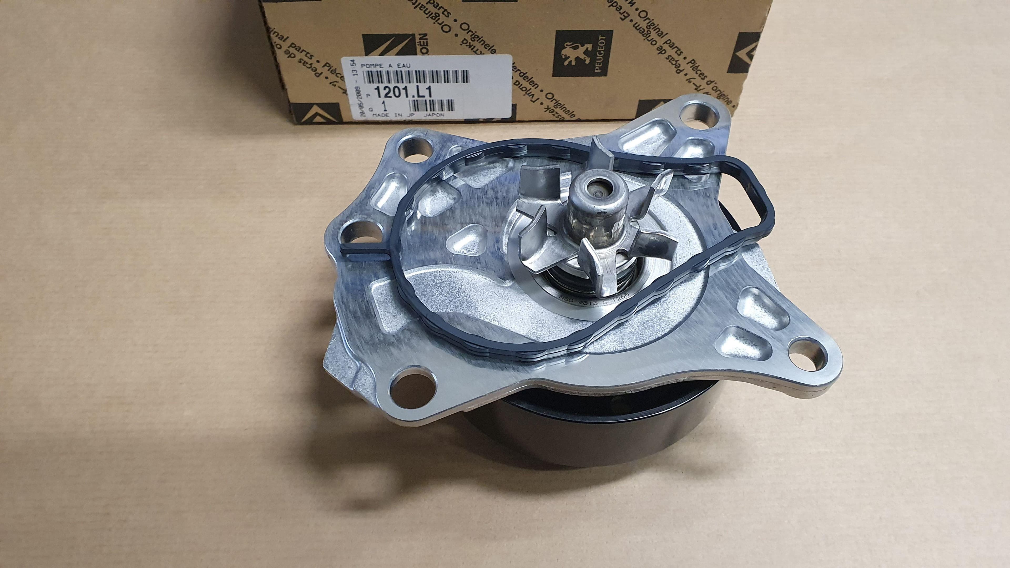 Vattenpump - Citroën C1/P107 1.0 68KM, 05> från Autofrance