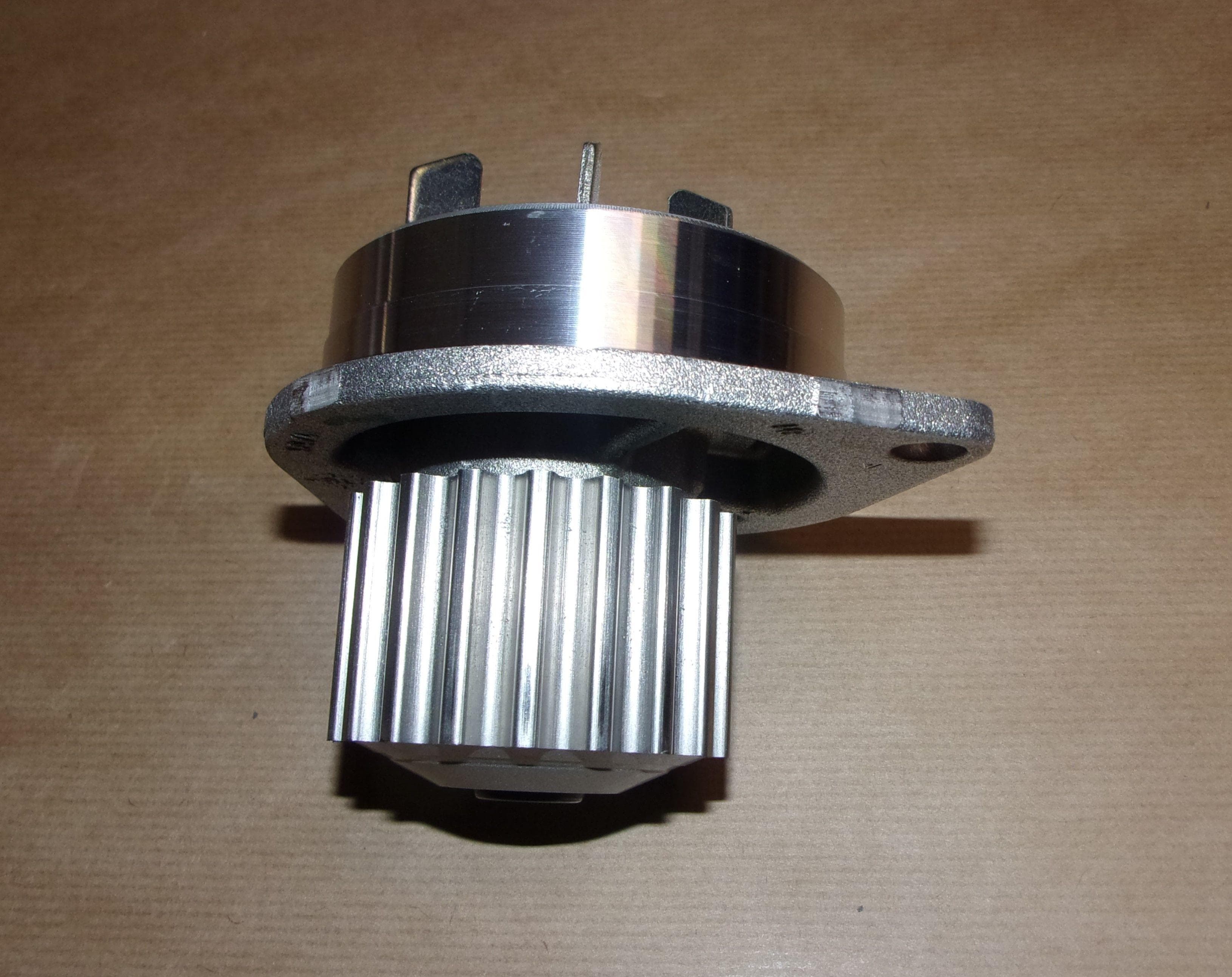 Vattenpump - Citroën C2/C3/C4 P 301/308 1.6 16V från Autofrance - bild 2