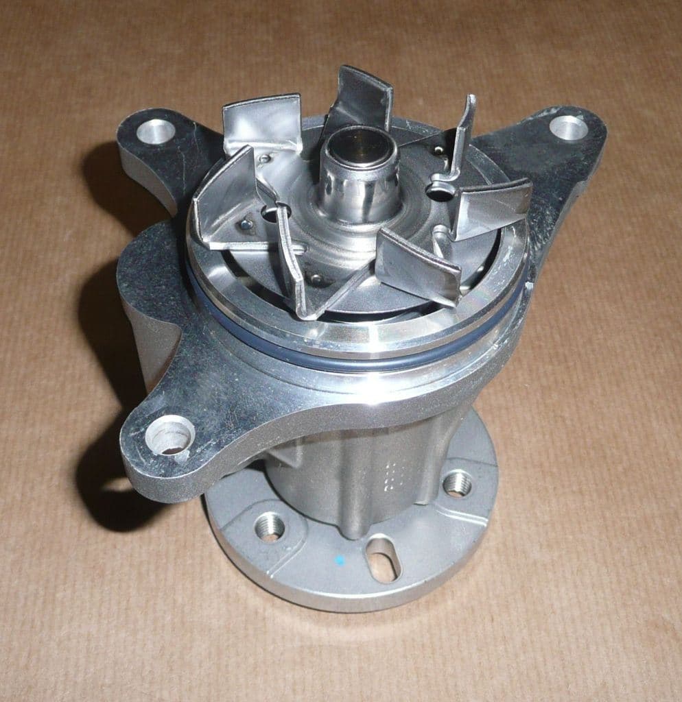 Vattenpump - Citroën C5 III/C6 P 407 2.7HDI från Autofrance - bild 2