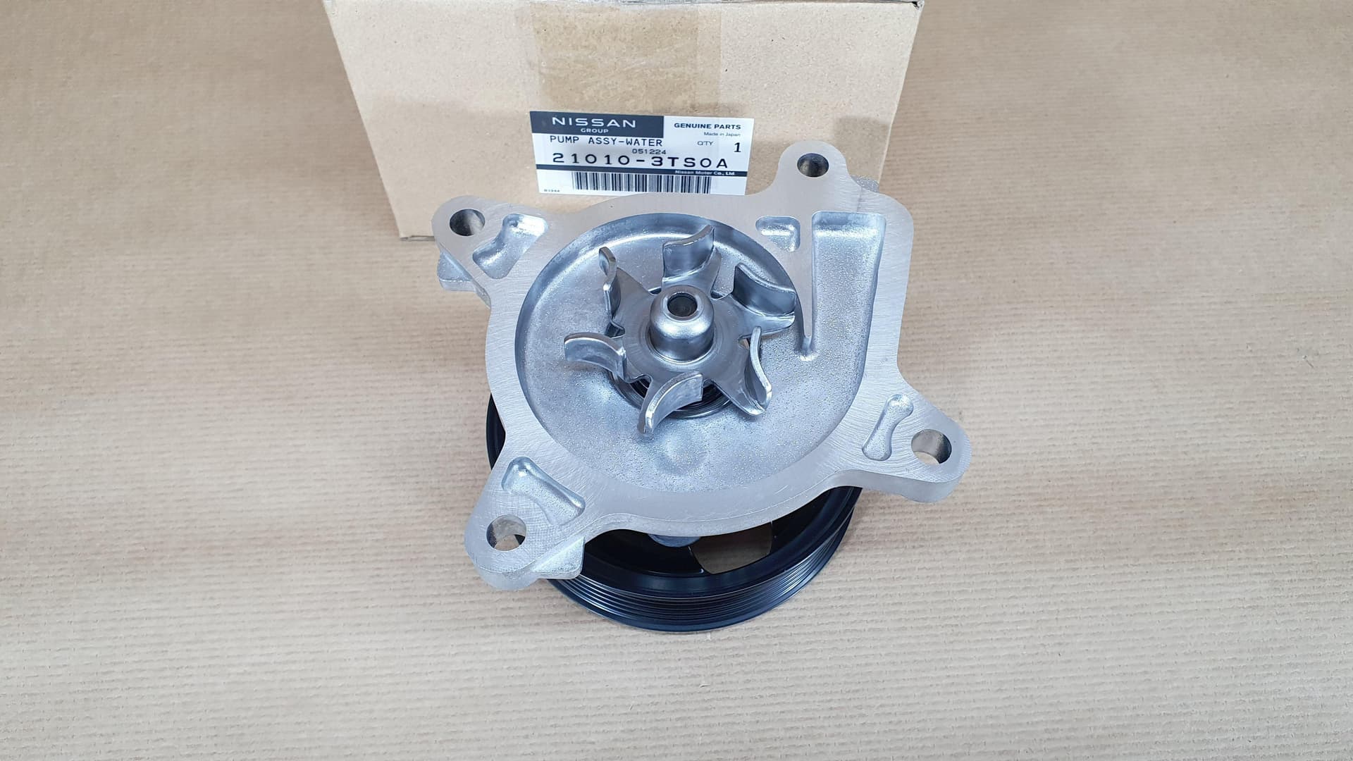 Vattenpump - Nissan Rogue II 2.5 från Autofrance