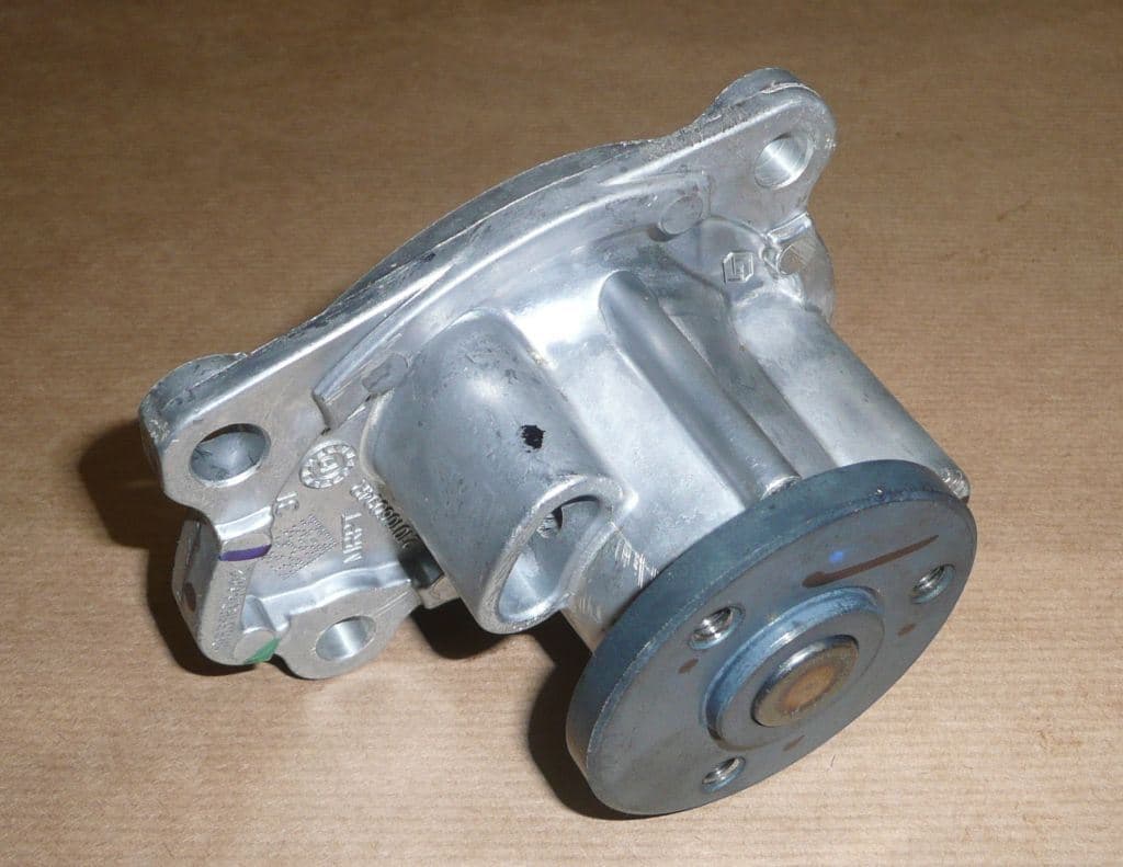Vattenpump - Renault Captur I/II/Clio V 1.2TCE från Autofrance - bild 4