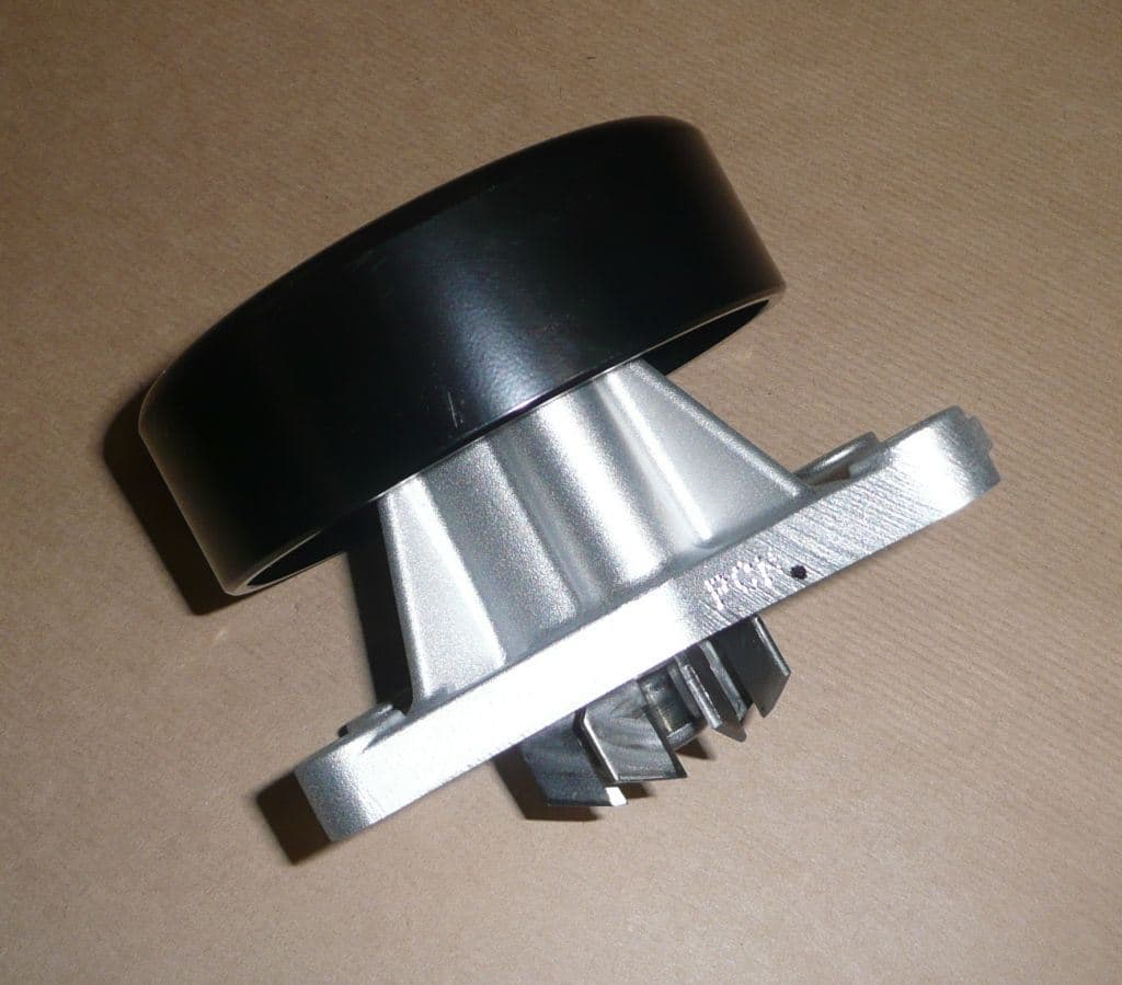 Vattenpump - Renault Clio III/Fluence 2.0 16V från Autofrance - bild 4