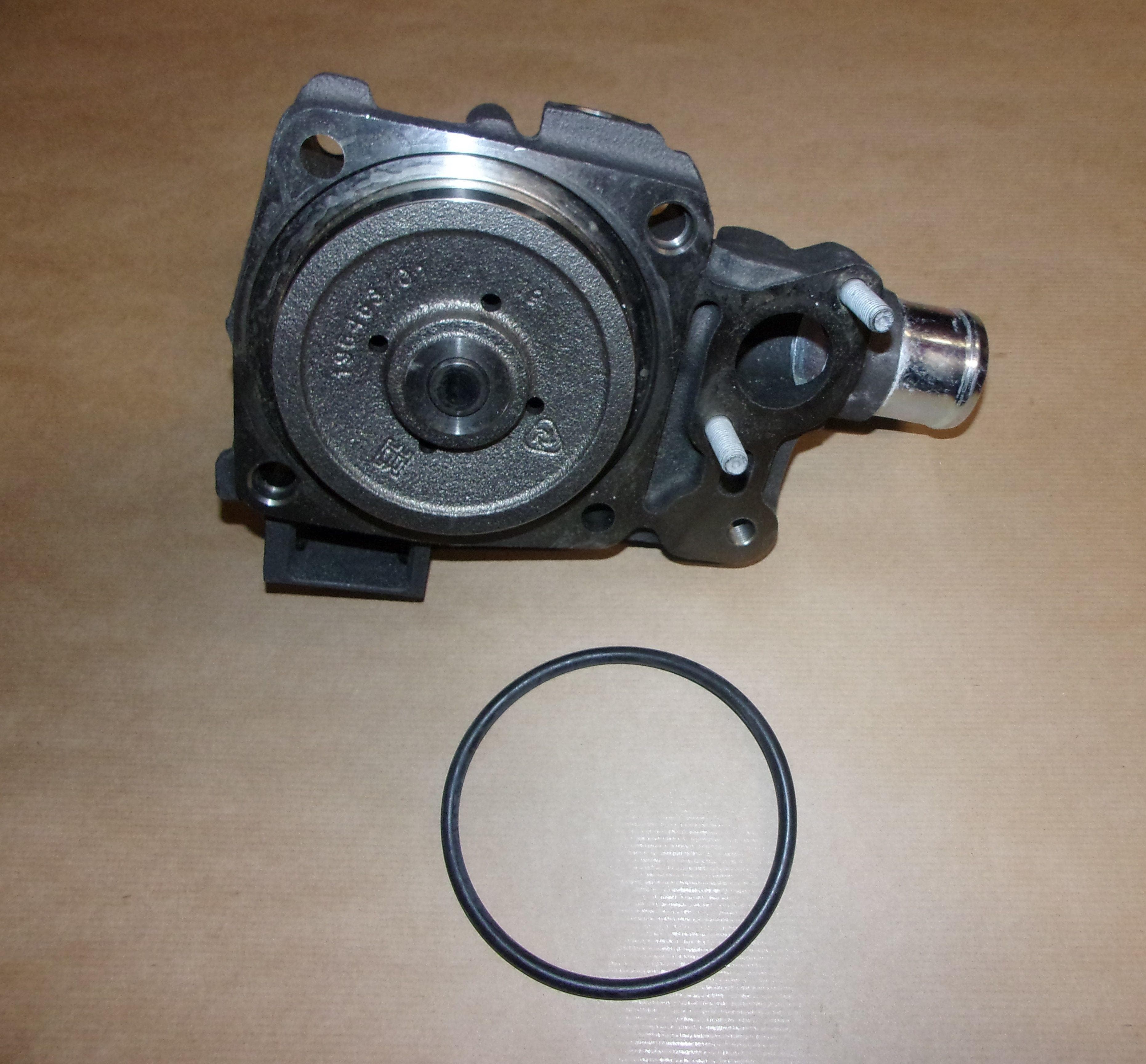 Vattenpump - Renault Mascott 2.8TD från Autofrance - bild 2