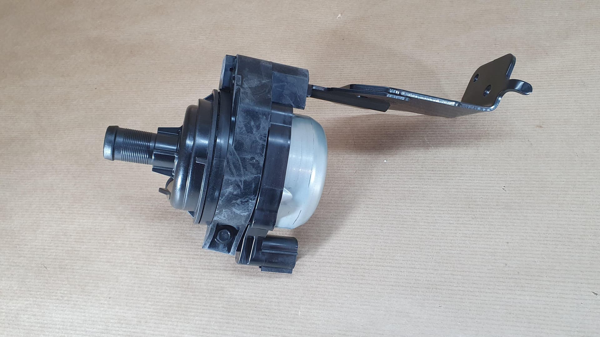 Vattenpump - Renault Master III 2.3DCI från Autofrance - bild 2