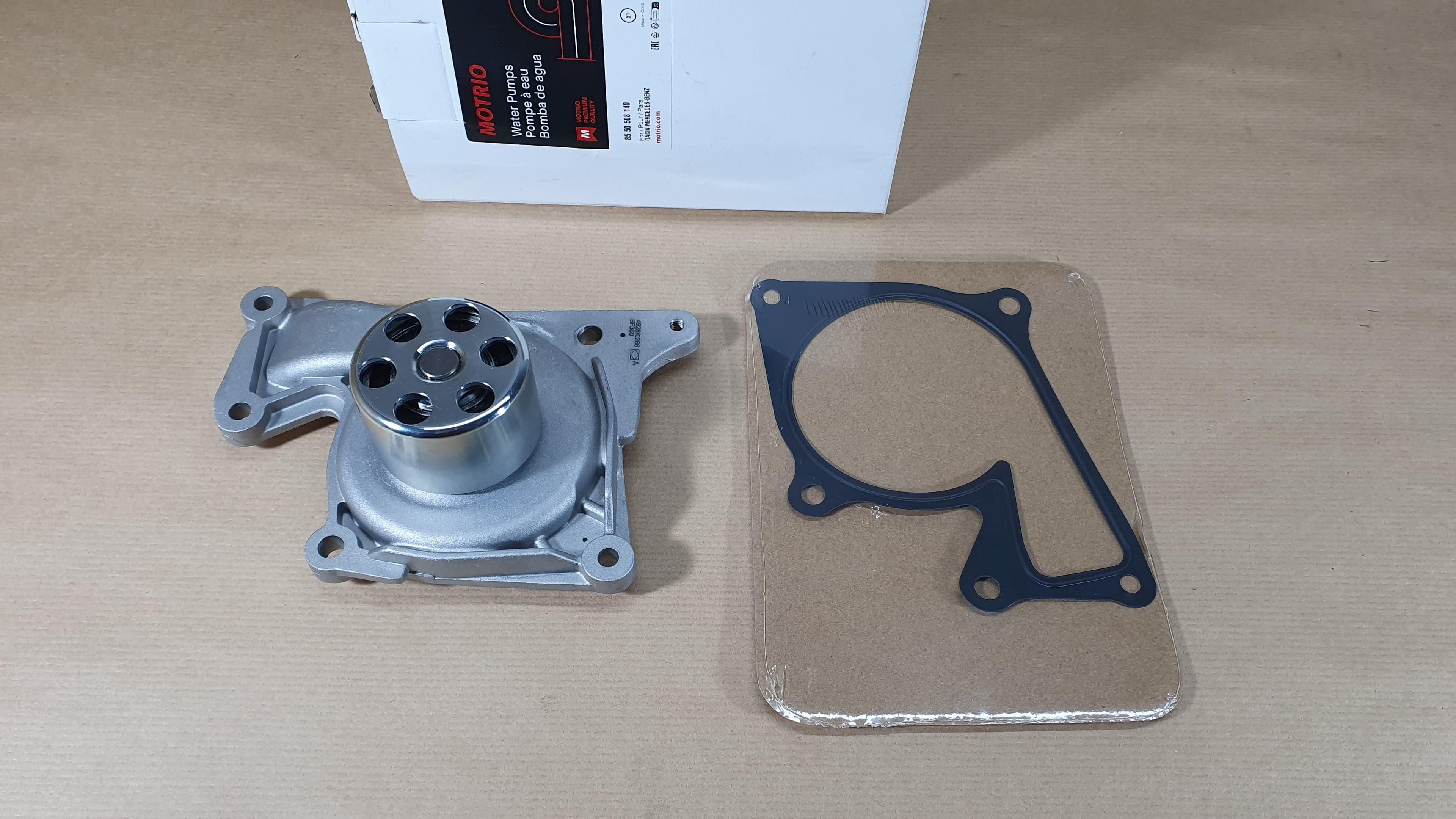 Vattenpump - Renault Megane, Dacia Duster/Dokker 1.5D från Autofrance