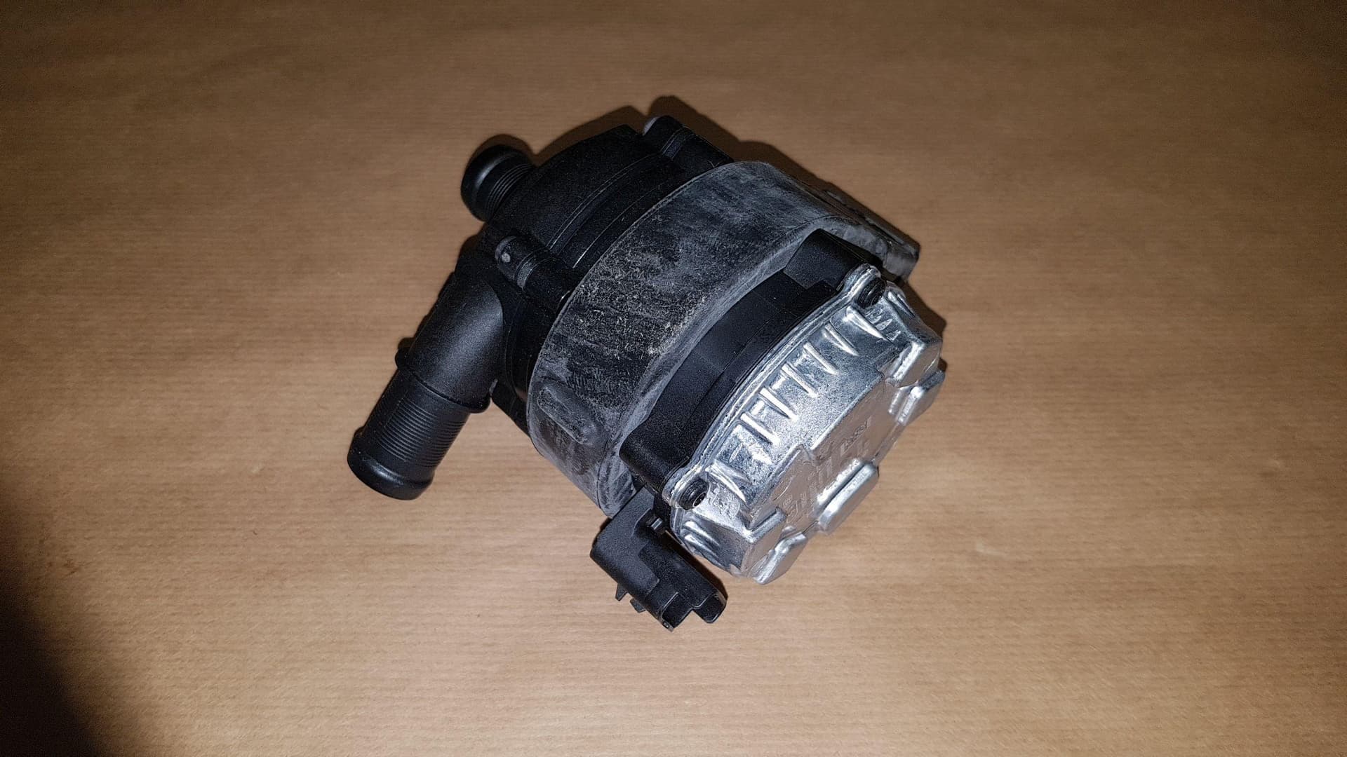 Vattenpump - Renault Megane IV E-tech från Autofrance - bild 4