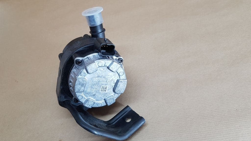 Vattenpump - Renault Trafic III 2.0DCI från Autofrance - bild 4