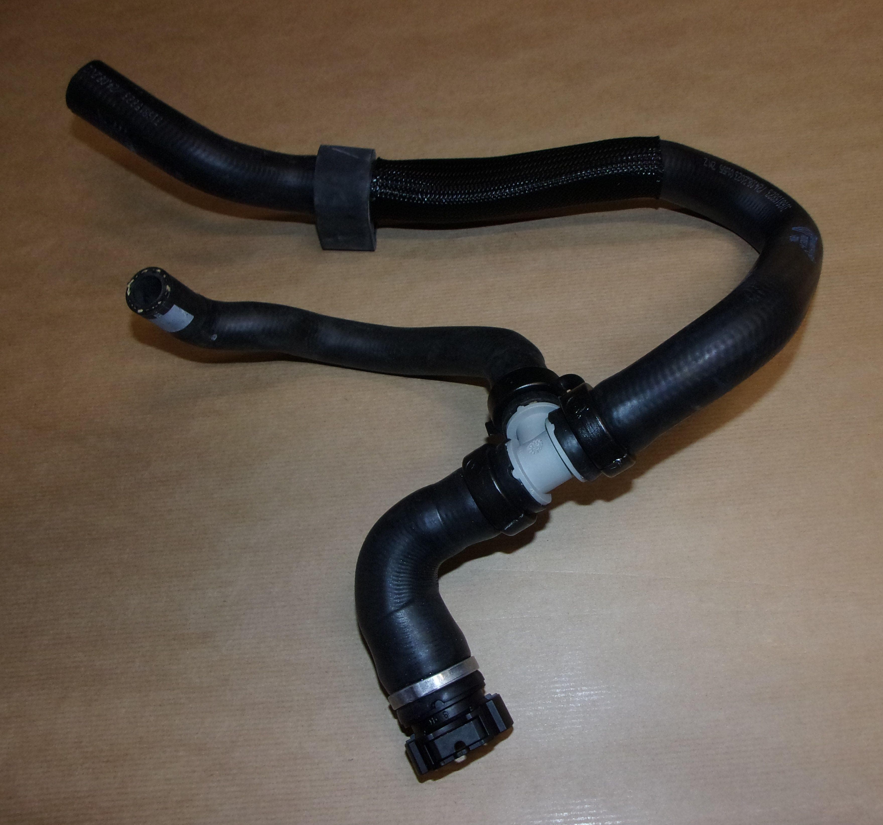 Vattenslang - Renault Laguna III 2.0DCI från Autofrance - bild 2