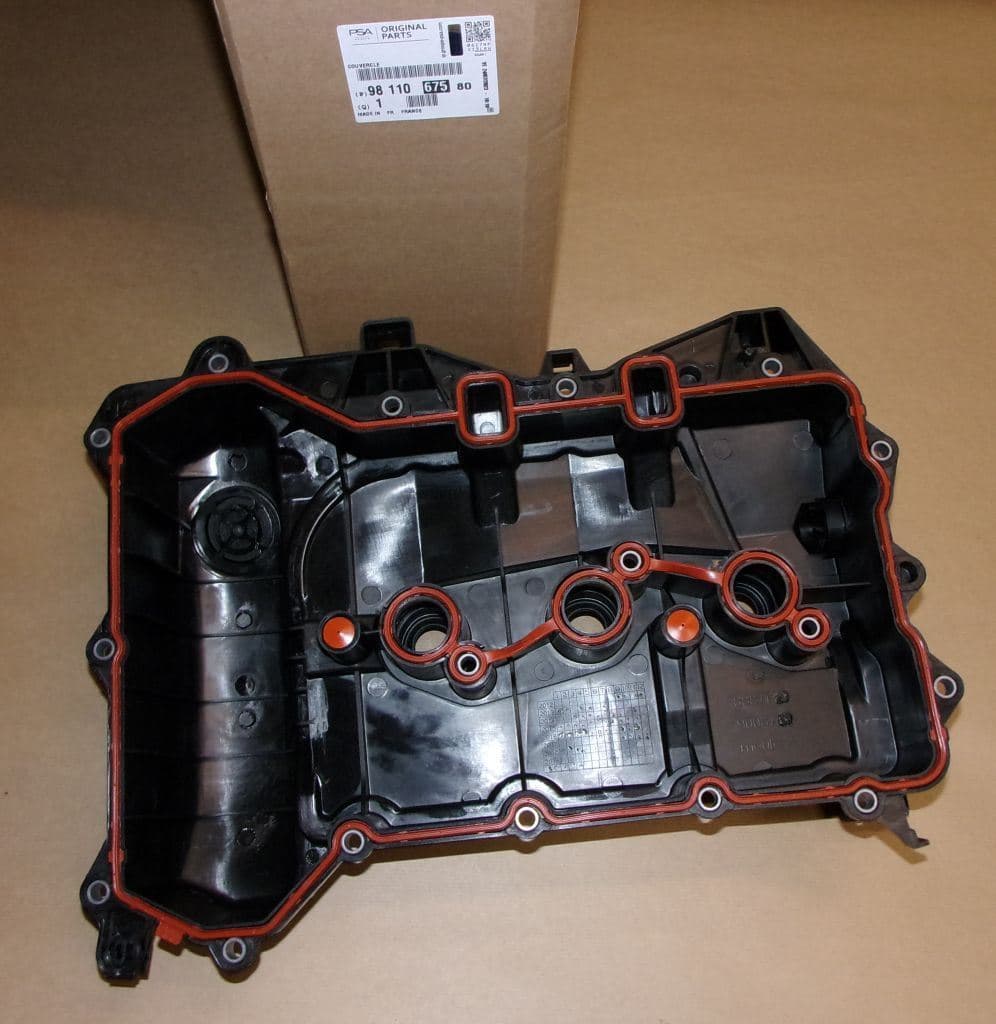 Ventilkåpa - Citroën C1/C3, Peugeot 108 1.2VTI från Autofrance