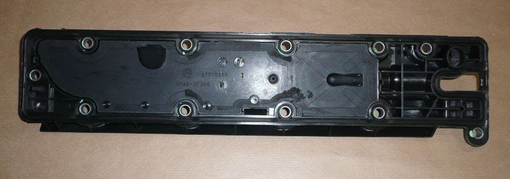 Ventilkåpa - Citroën C4/C5/C8 2.0 16V från Autofrance - bild 3