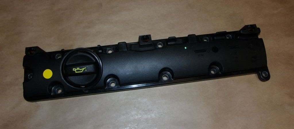 Ventilkåpa - Citroën C4/C5/P206 1.8/2.0 16V från Autofrance - bild 2