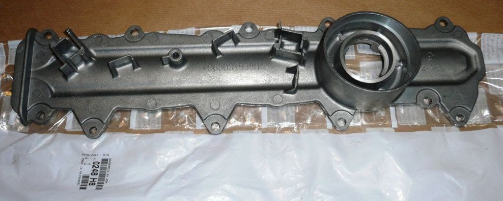 Ventilkåpa - Citroën C5/C5 II, Peugeot 407 3.0 V6 från Autofrance
