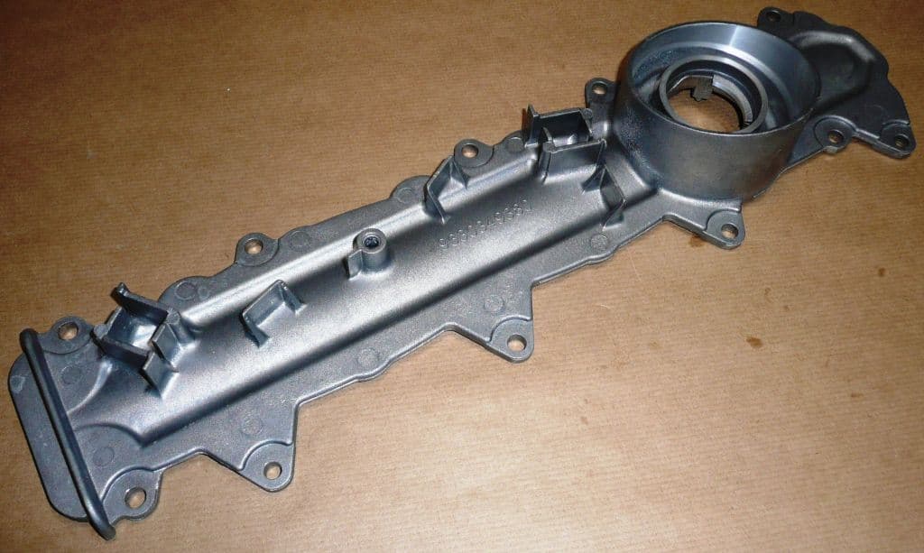 Ventilkåpa - Citroën C5/C5 II, Peugeot 407 3.0 V6 från Autofrance - bild 2