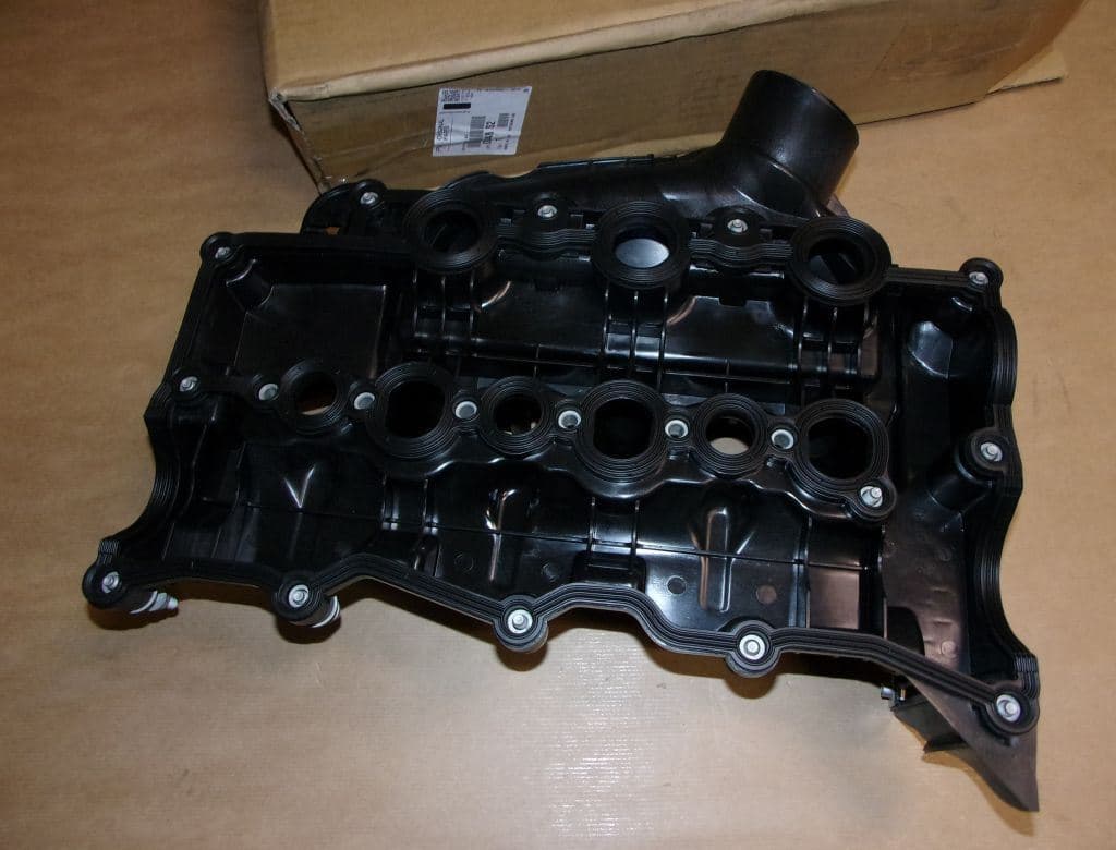 Ventilkåpa - Citroën C5(x7)/C6 3.0HDI från Autofrance