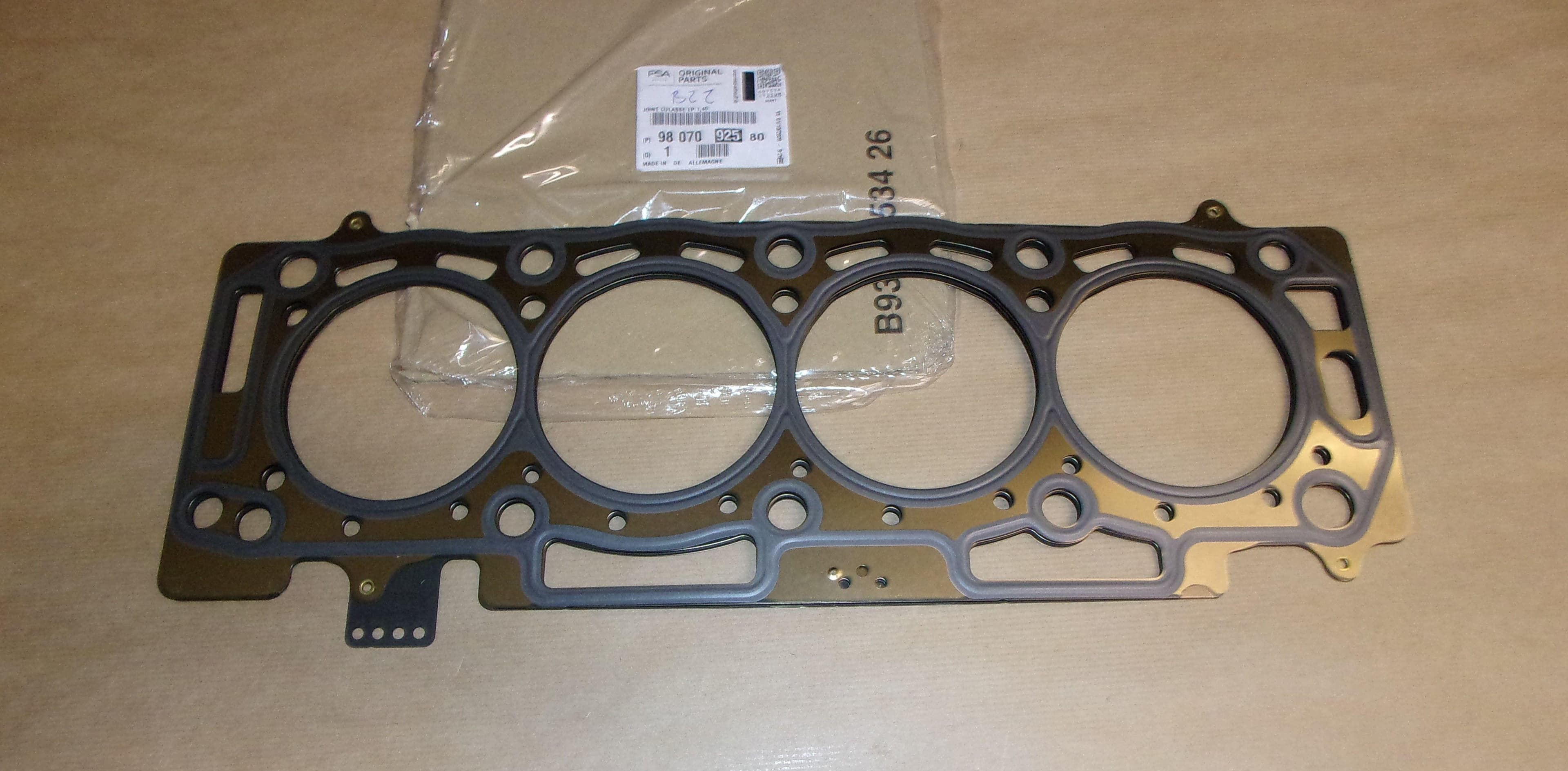 Ventilkåpspackning - Peugeot 3008/5008 från Autofrance